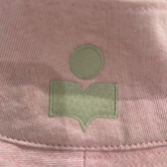 COPY - ISABEL MARANT
Embroidered Logo Bucket Hat - Picture 2 of 4